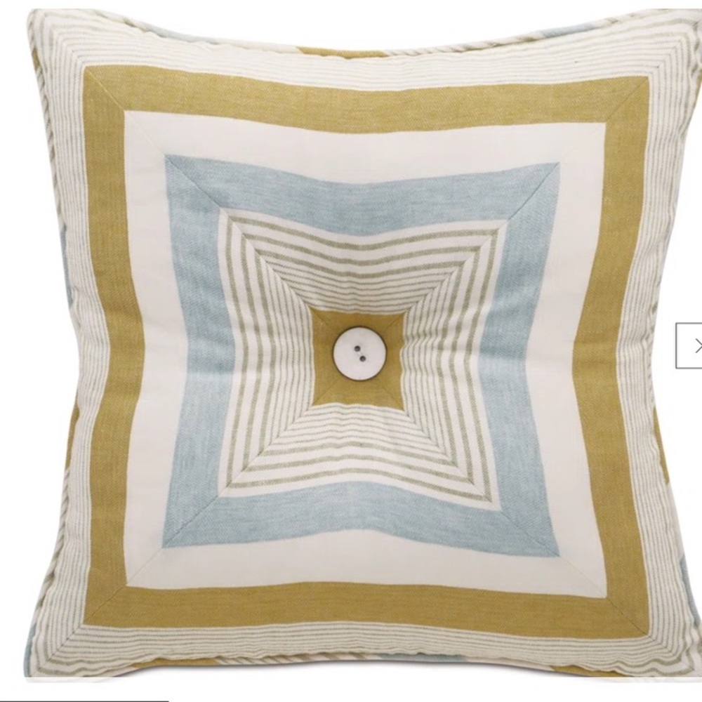 NWT Eastern Accents Magnolia Truvy Pond Tufted Linen Geometric Throw Pillow